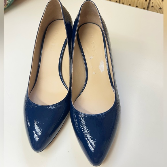 M.Gemi Italian Blue Patent Leather Pumps - Picture 1 of 8